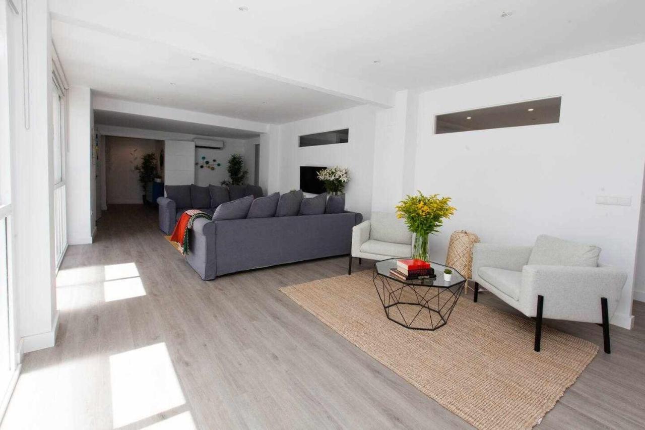 Isg Apartments Downtown Family Haven Free Parking Spot Seville Luaran gambar